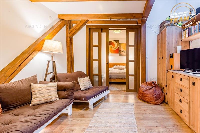 TUR LIVE! Apartament in vila, compozitie particulara, Ultracentral, Sfantu Gheor