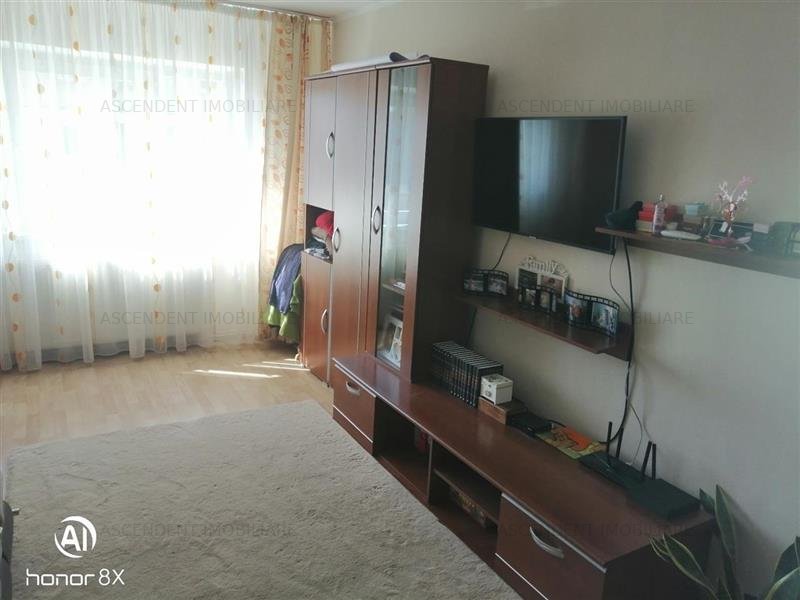Decomandat, adaptabil si pentru 2 familii, garaj, Lenin, Sfantu Gheorghe