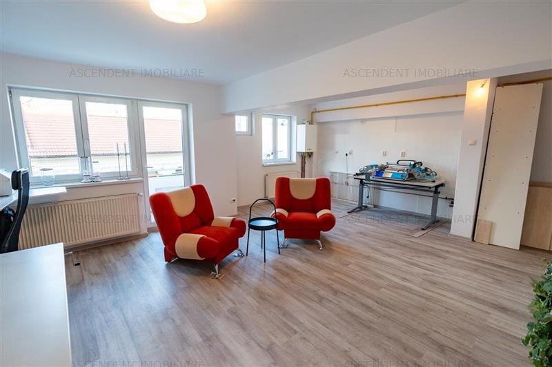 Apartament cu 4 camere in inima orasului Sfantu Gheorghe, Covasna