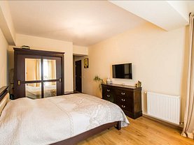 Apartament de vânzare 3 camere în Ghimbav, Central