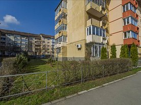 Apartament de vânzare sau de închiriat 4 camere, în Brasov, zona Noua