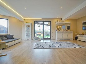 Casa de vânzare 10 camere, în Cărpiniş, zona Central