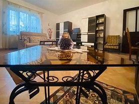 Casa de vânzare 4 camere, în Braşov, zona Exterior Est