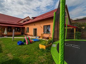 Casa de vânzare 7 camere, în Braşov, zona Exterior Est