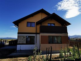 Casa de vânzare 4 camere, în Sânpetru, zona Central