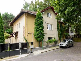 Casa de vanzare 5 camere, în Brasov, zona Central