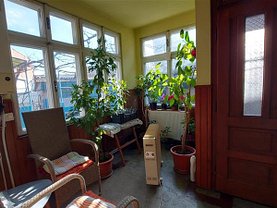 Casa de vânzare 3 camere, în Târgu Mureş, zona Unirii
