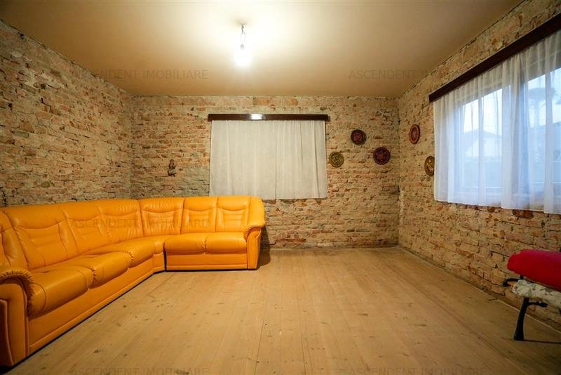 FILM! Casa cu anexe, pe 1.018 mp teren, Araci, Sfantu Gheorghe, Covasna
