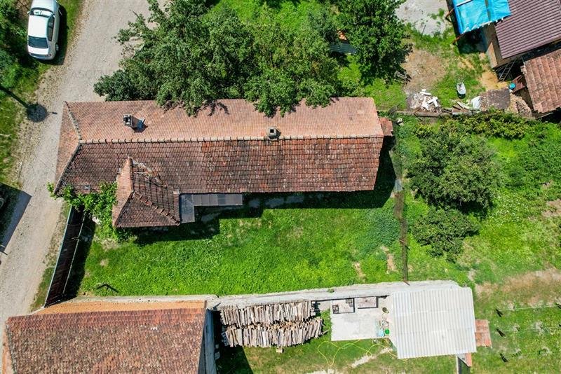 O casuta rustica, in placuta ariere, Aita Mare, Covasna
