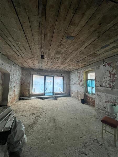 Casa zona centrala, de vanzare