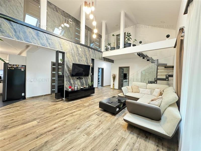 LIVE&Film! Resedinta de elita:design aparte, amplasament apreciabil,Livezeni,Mur