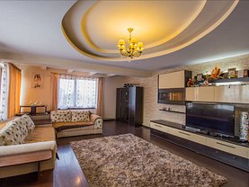 Casa de vânzare sau de închiriat 6 camere, în Braşov, zona Nord