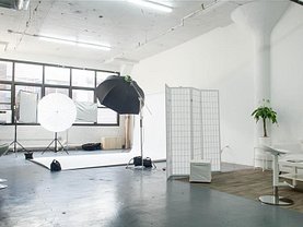 Vânzare spaţiu industrial