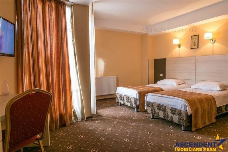 Hotel 4 Stele, in plina activitate, cu 48 camere, Central, Brasov - imaginea 6