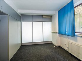 Închiriere spaţiu comercial
