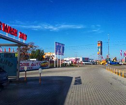 Vânzare spaţiu comercial