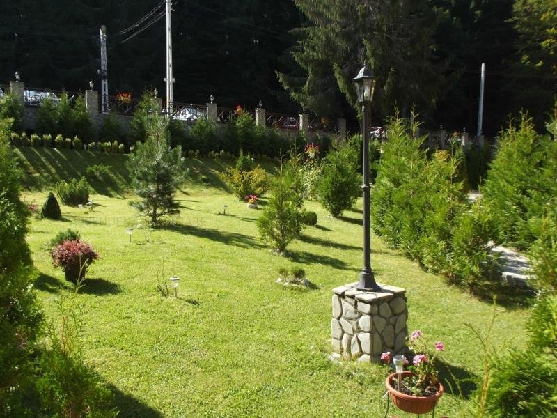 Hotel 3*+ transfer business, pe 2.500 mp, la 1.250 m altitudine, Predeal