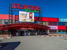 Vânzare spaţiu comercial
