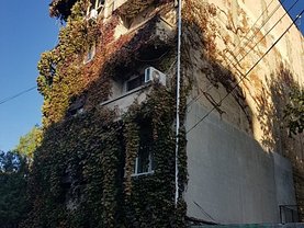 Apartament de vânzare 3 camere, în Bucuresti, zona Calea Calarasilor