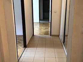 Apartament de vânzare 3 camere, în Bucuresti, zona P-ta Victoriei