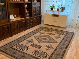 Apartament de vânzare 3 camere, în Bucureşti, zona Mărgeanului