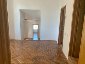 Casa de vânzare 4 camere, în Bucureşti, zona Unirii
