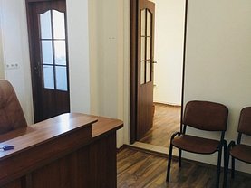 Apartament de închiriat 3 camere, în Cluj-Napoca, zona Central