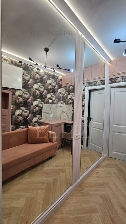 Apartament o camera în zona Piata Unirii, str. Regele Ferdinand