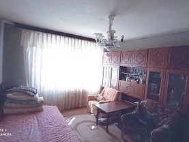 Apartament de vânzare 3 camere, în Bucureşti, zona Gara de Nord