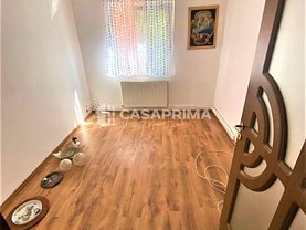 Apartament de închiriat 3 camere, în Iaşi, zona Podu Roş