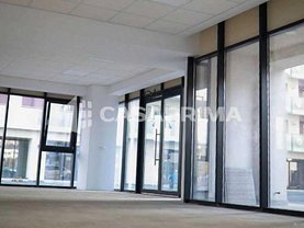 Vânzare spaţiu comercial