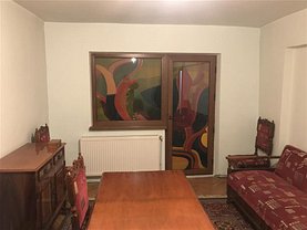 Apartament de vânzare 3 camere, în Focşani, zona Central