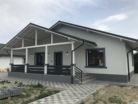 Casa de vânzare 3 camere, în Focşani, zona Sud