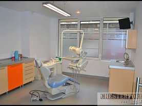 Vânzare spaţiu comercial