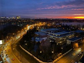 Apartament de vânzare 4 camere, în Bucureşti, zona Nordului