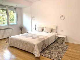 Apartament de vânzare 3 camere, în Bucureşti, zona Şoseaua Nordului