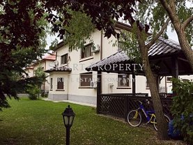 Casa de vânzare 7 camere, în Bucureşti, zona DN 1
