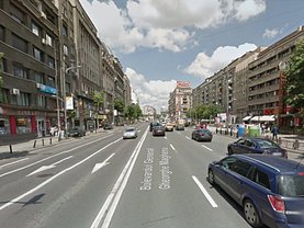 Închiriere spaţiu comercial