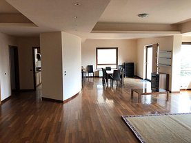 Apartament de închiriat 4 camere, în Bucureşti, zona Primăverii
