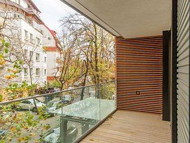 Apartament de vânzare 4 camere, în Bucureşti, zona Primăverii