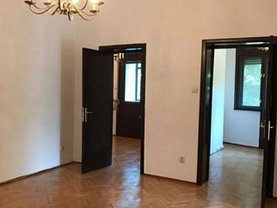 Apartament de închiriat 4 camere, în Bucureşti, zona Primăverii