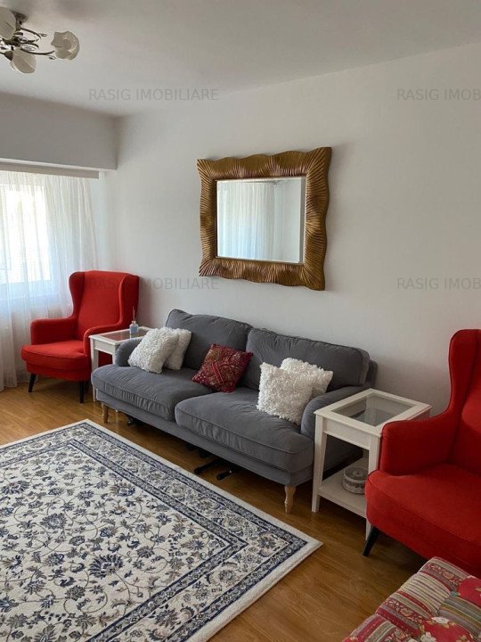 Vanzare apartament 3 camere Ion Mihalache Piata 1 Mai