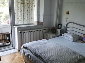 Apartament de vânzare 3 camere, în Bucureşti, zona Aviaţiei