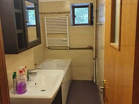 Apartament de vânzare 3 camere, în Bucureşti, zona 13 Septembrie