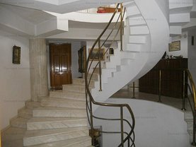 Casa de vânzare 12 camere, în Bucureşti, zona Bucureştii Noi