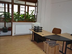 Vânzare birou