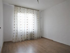 Apartament de vânzare 3 camere, în Bucuresti, zona Mosilor