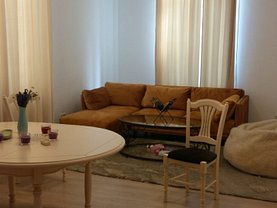 Casa de închiriat 8 camere, în Bucuresti, zona Unirii