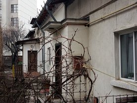 Casa de vânzare 3 camere, în Bucuresti, zona Victoriei