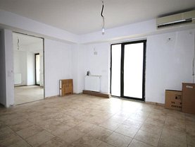 Apartament de vânzare 3 camere, în Mamaia, zona Central